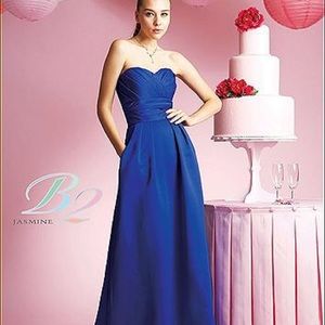 Woman’s Formal Dress Size 10 (Designer size 14)